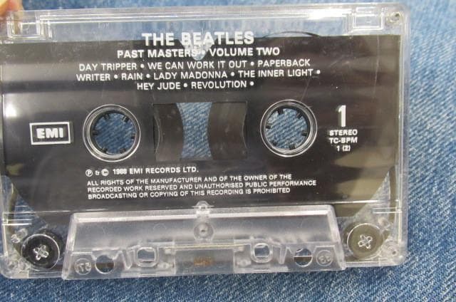 THE　BEATLES　パスト・マスターズ・VOLUM TWOカセットテープ