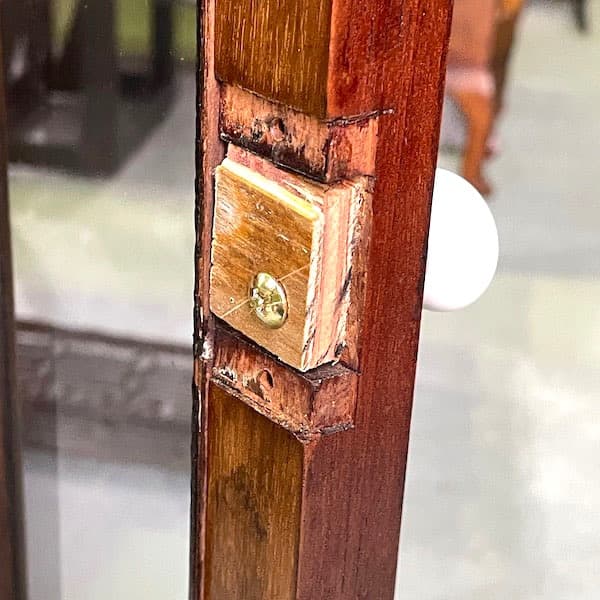 関西限定　送料別　アンティーク　キュリオケース　飾り棚　イギリス