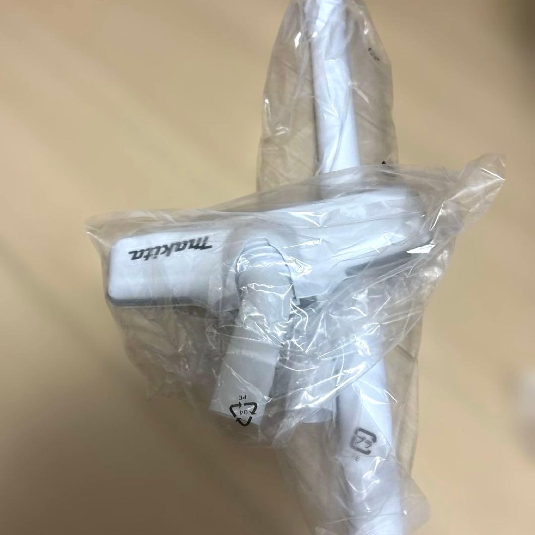 マキタ掃除機 CL107FD 新品 充電式クリーナー