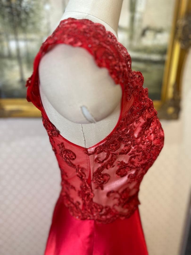 レース装飾 赤 ロングドレス