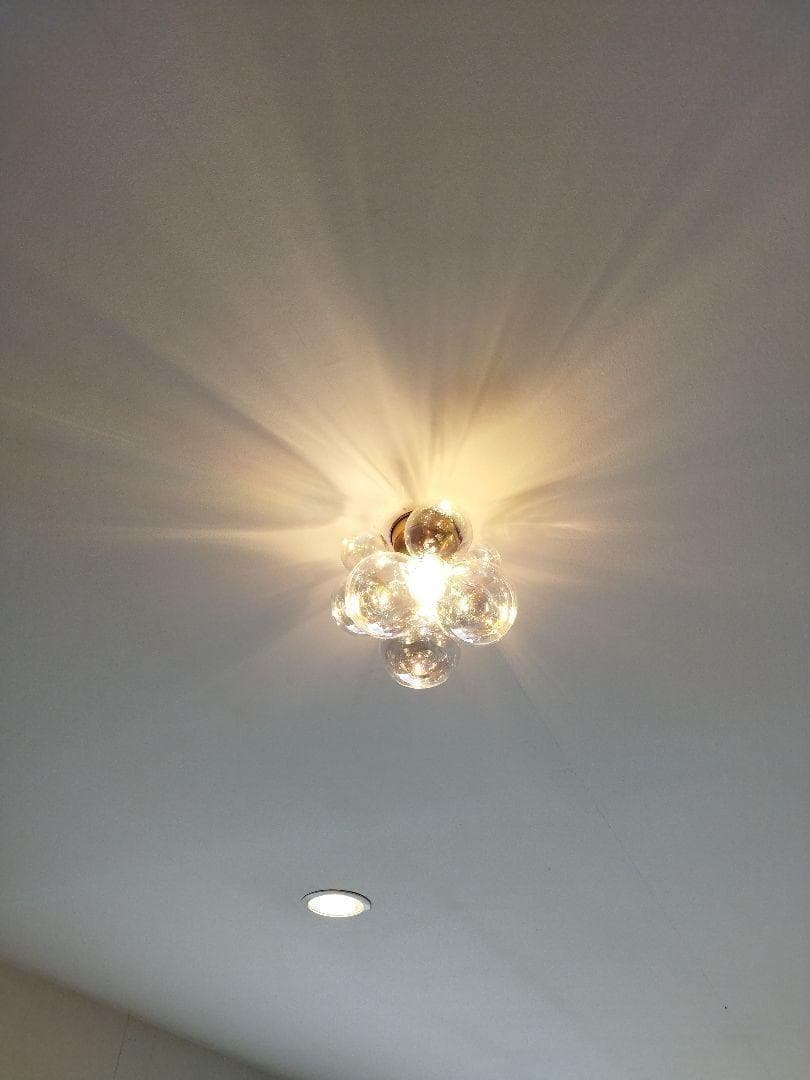 バブルガラスボールシーリングライトオーロラシーリングランプシャボン玉ランプ