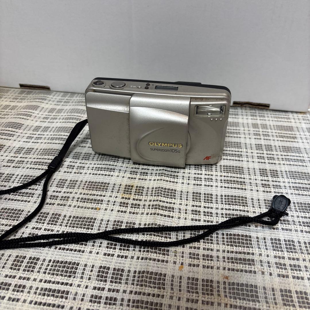 カメラ　OLYMPUSオリンパス　SUPERZOOM 105G