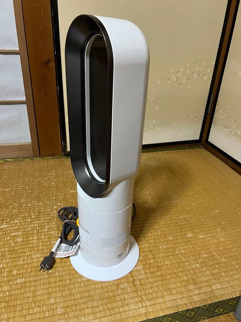 Dyson タワーヒーター 羽根なし ホワイト　AM09
