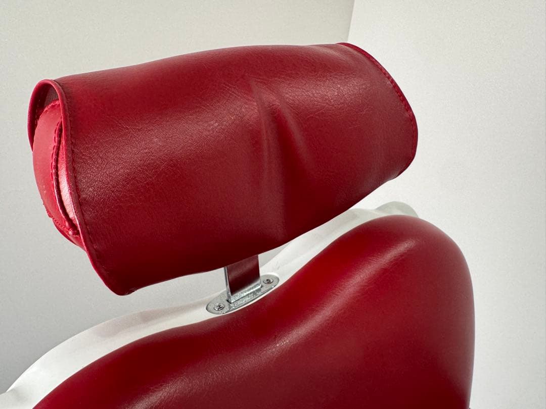 ド*ん様 引き取りタカラベルモント理容椅子 赤 ビンテージ 昇降可 美品 バーバ