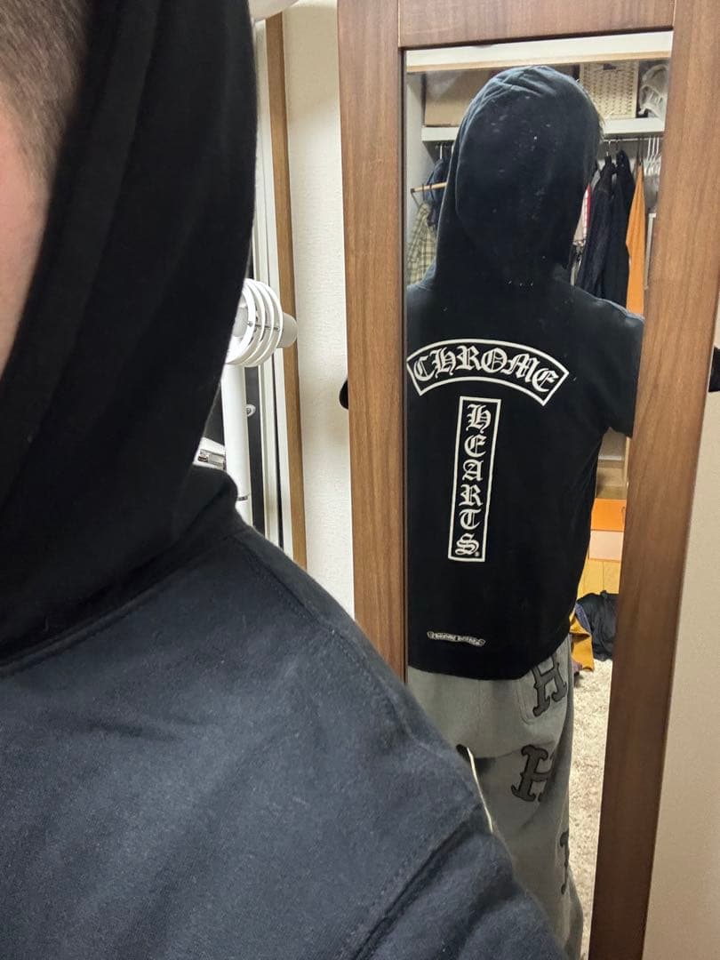 chrome hearts パーカー