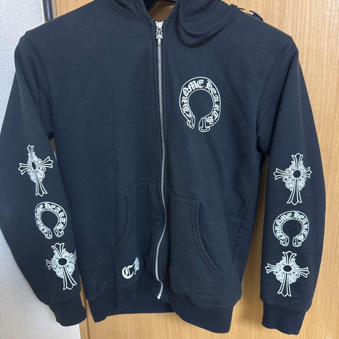 chrome hearts パーカー