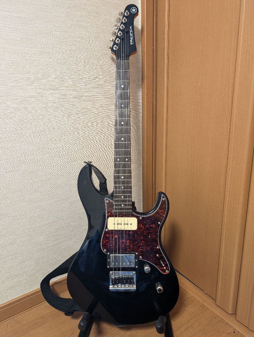 ギター Yamaha PACIFICA 611 hfm