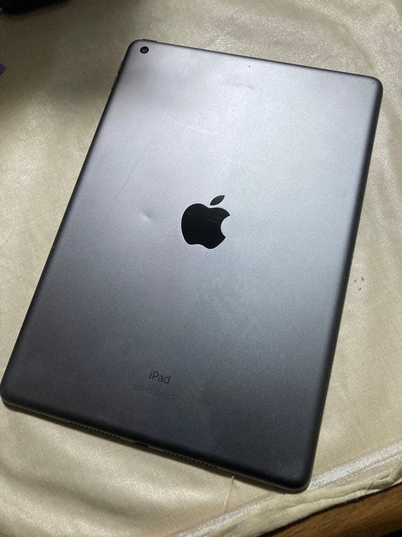 【バッテリー100%】Apple iPad 第7世代 32GB Wi-Fi