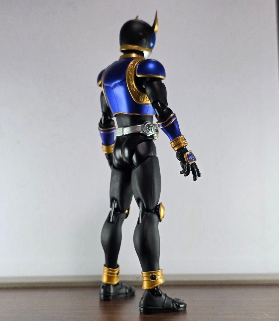 真骨彫製法 S.H.Figuarts 仮面ライダークウガ ライジングドラゴン