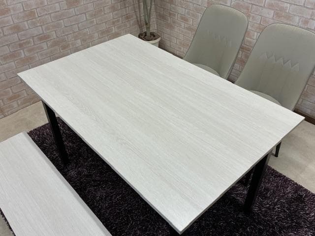 ダイニングテーブルセット　４人掛け　未使用アウトレット品