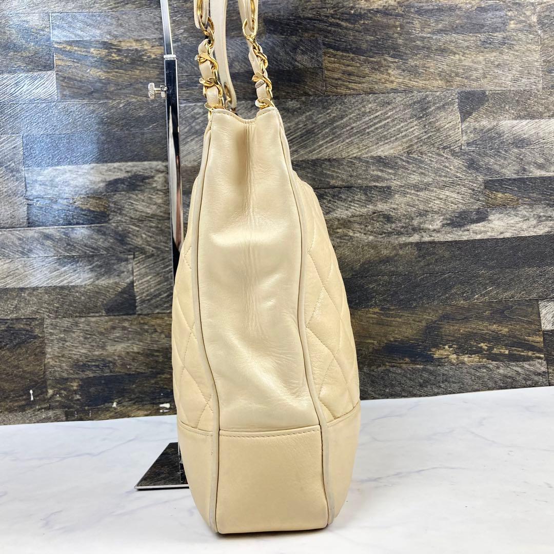 CHANEL ココボール ショルダーバッグ キルティング レザー ベージュ