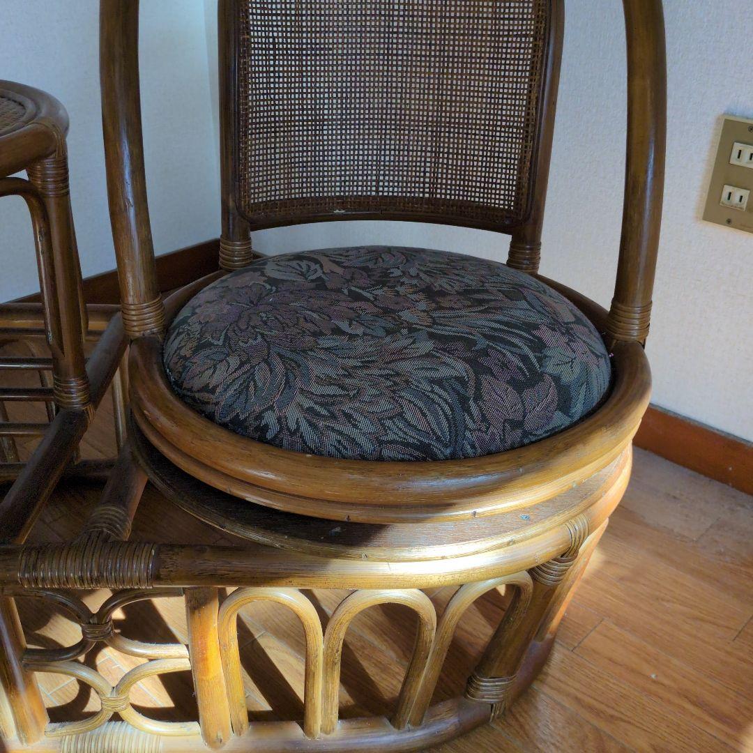 ★最終値下げ 超特価セール★昭和の珍品★コイズミ製 ラタン 回転椅子付きテーブル