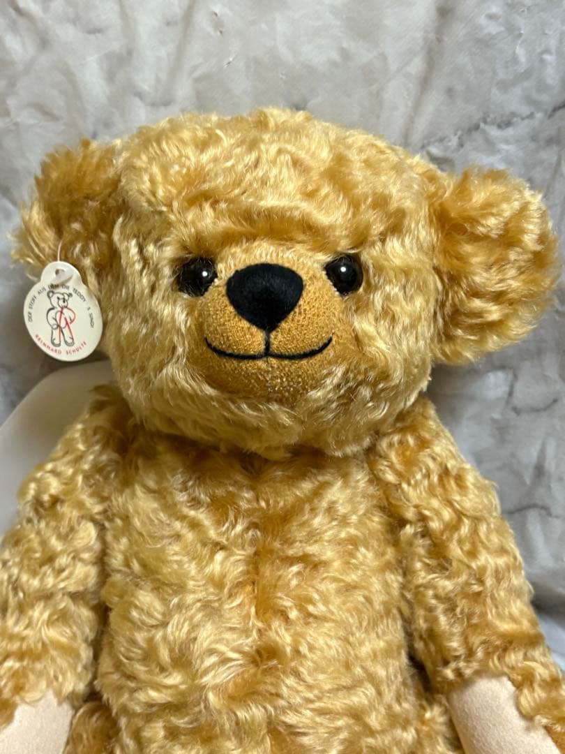 シュタイフシュルテ社 ナオミベア リボン　くま