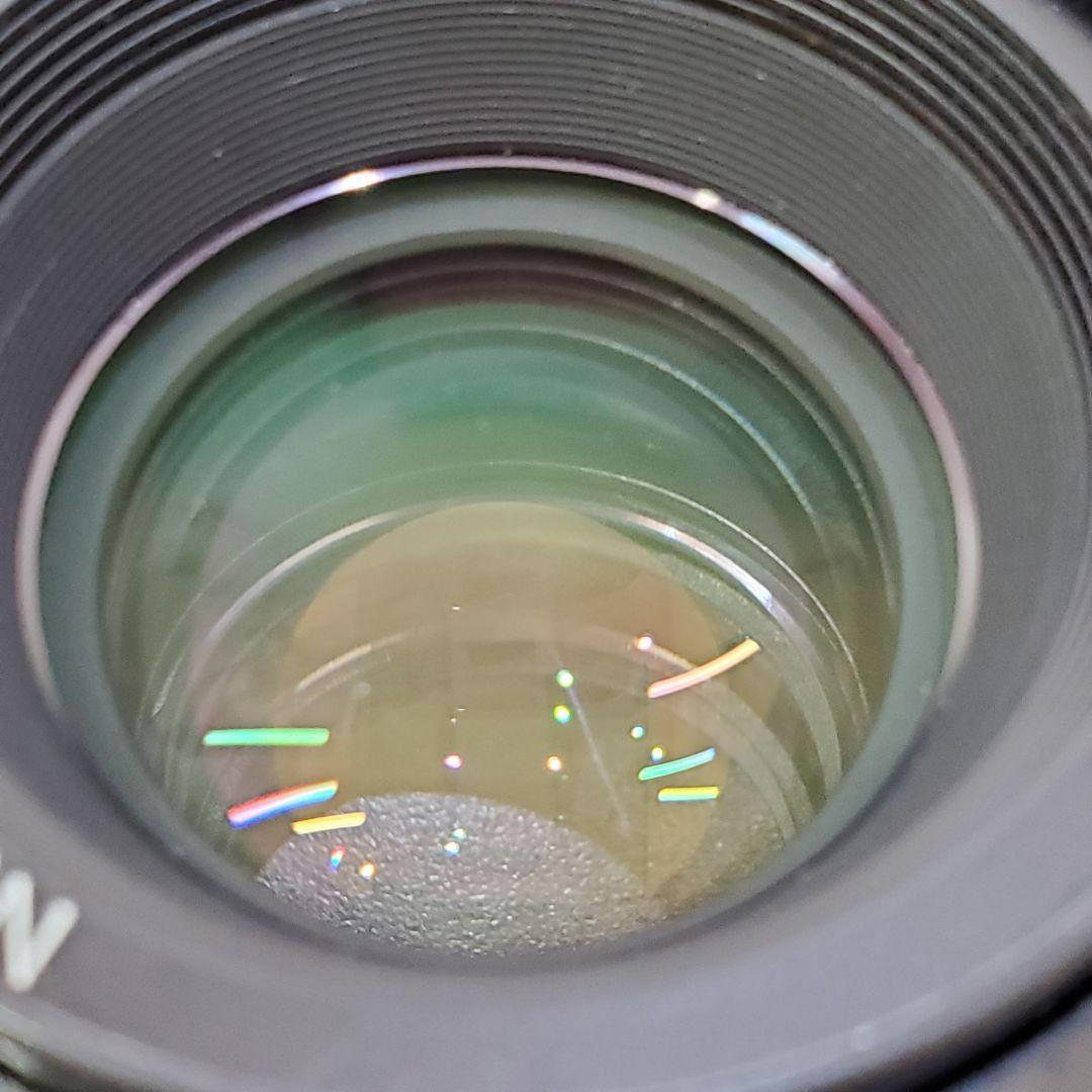 Nikon EM + NIKKOR 50mm F1.8 Ai ストラップ付