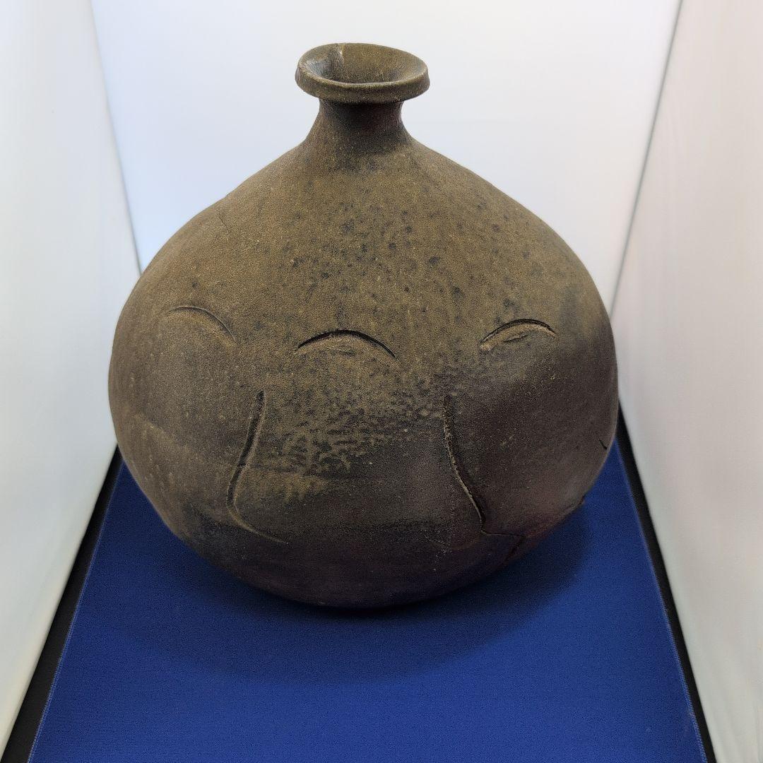 陶器の丸い花瓶 ダークブラウン