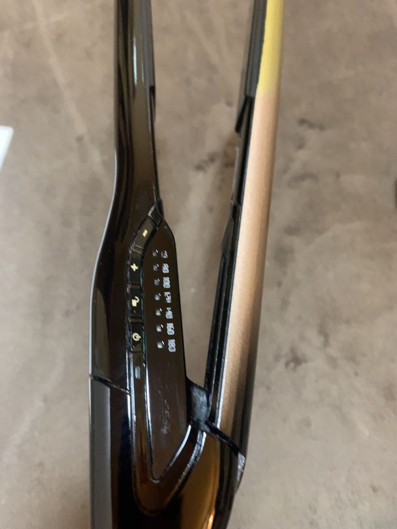 ヘアビューロン　4D Plus ストレートヘアアイロン　ジャンク品