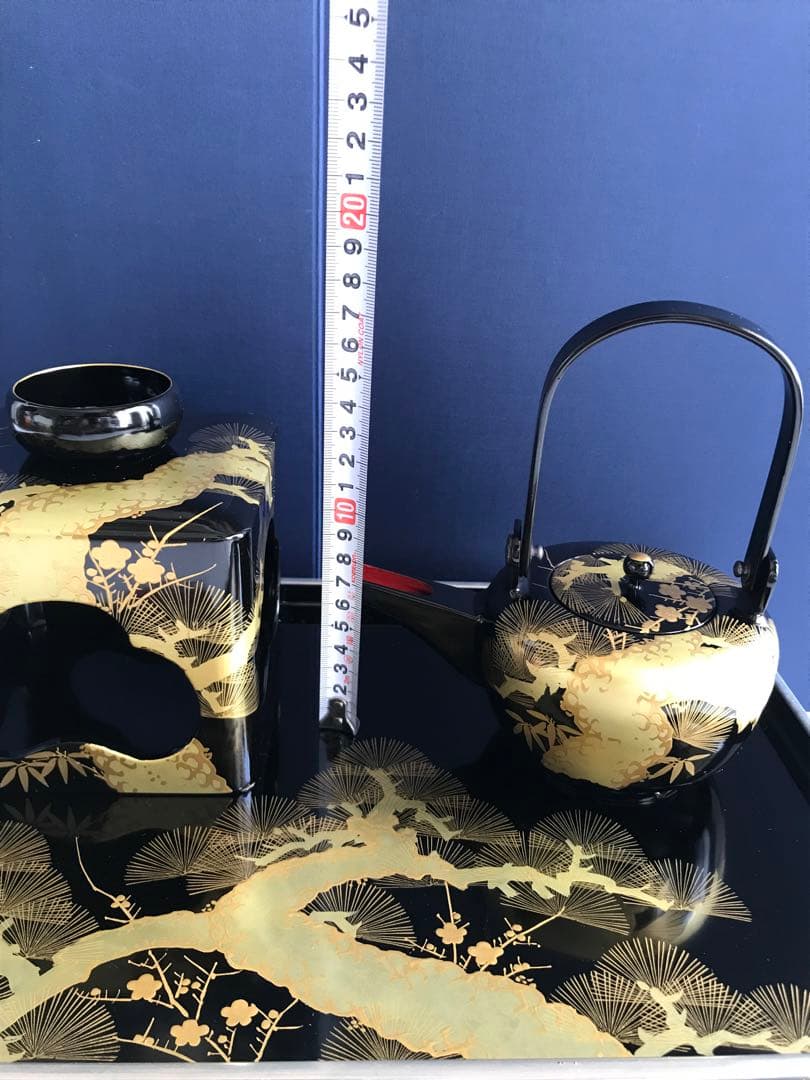 お屠蘇器 銀渕付 黒四つ揃　本松クリ足　松竹梅 金蒔絵 螺鈿 木製漆塗　豪華