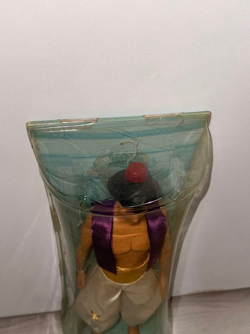 ディズニー アラジン フィギュア 未開封