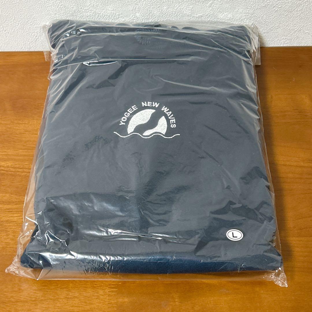 【新品未使用】 Yogee New Waves パーカー ロゴ刺繍 フーディ L
