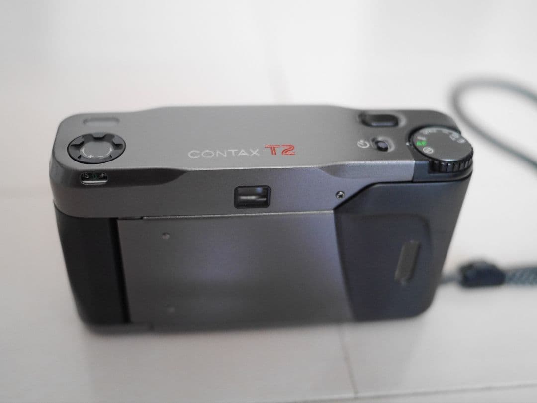 CONTAX T2 コンパクトフィルムカメラ（完動品）