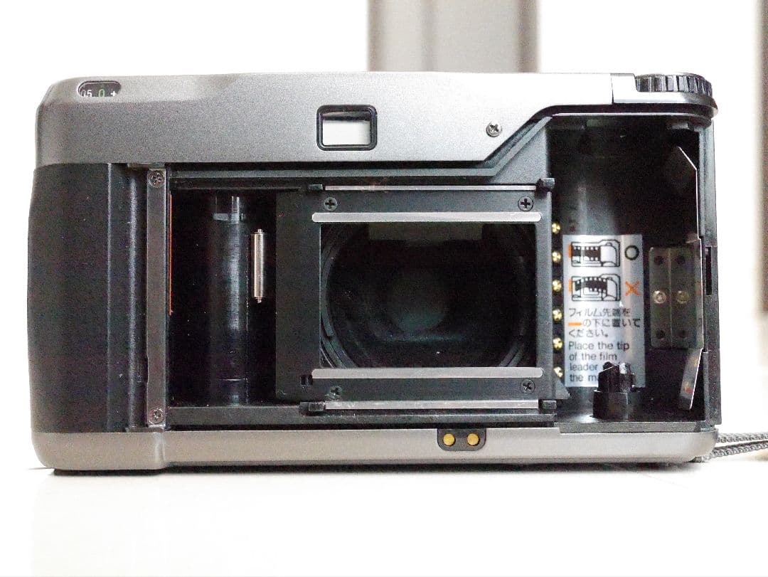 CONTAX T2 コンパクトフィルムカメラ（完動品）