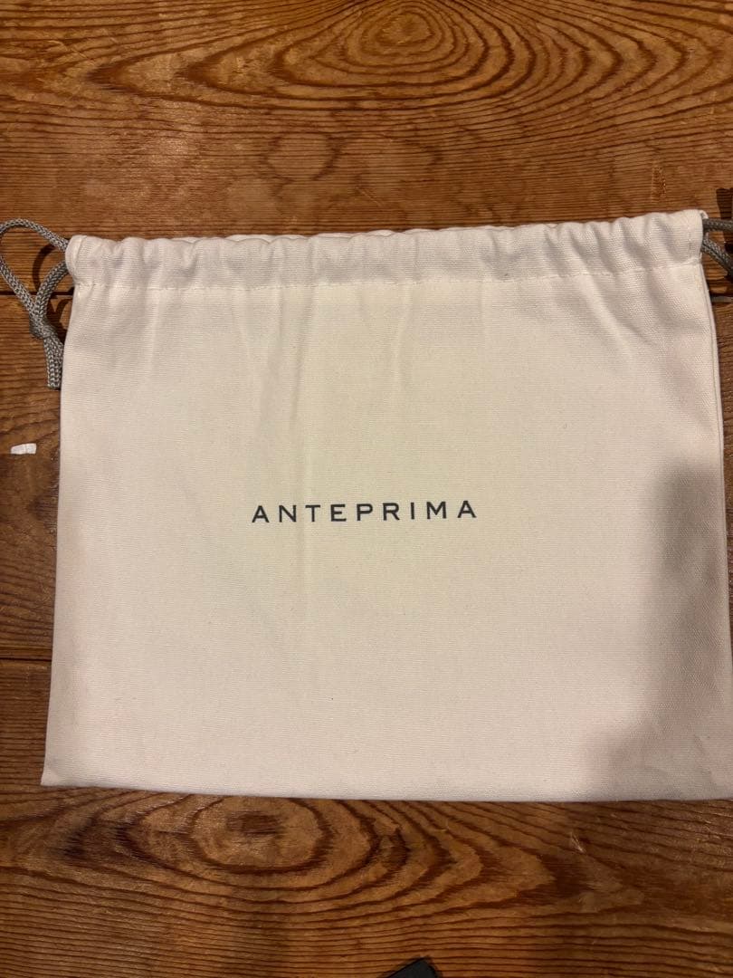 アンテプリマ　ミニアトゥ－ラ　イエローシルバー