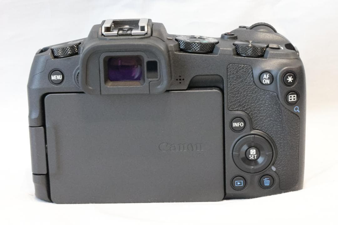 Canon ミラーレス フルサイズ EOS RP ボディ☆新級品☆極美品