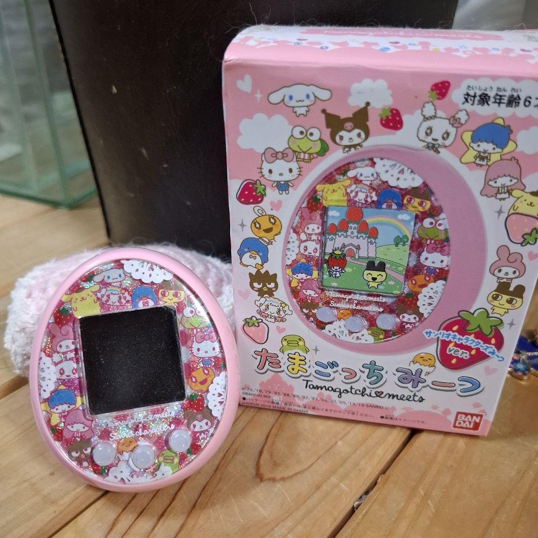 たまごっちサンリオ ピンク