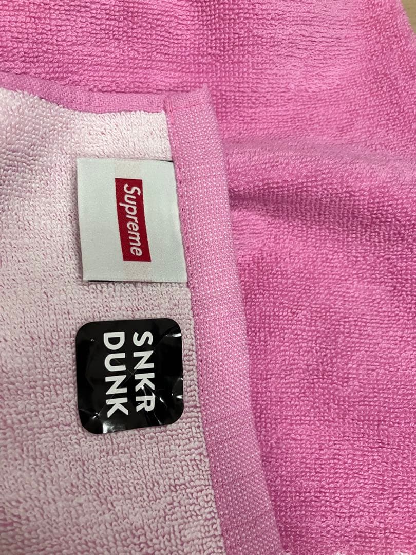 Supreme Five Boroughs Towel ピンク
