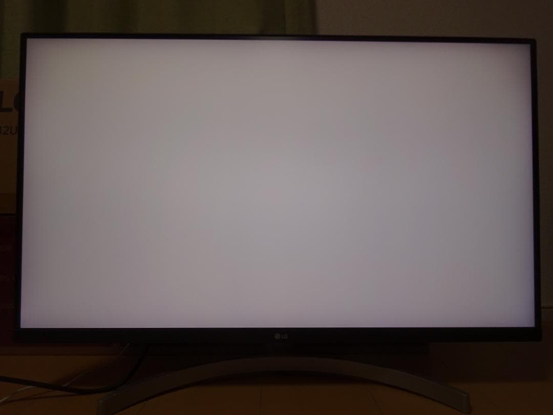 【美品】LG 31.5インチ IPS 4Kモニター 32UN650-W①