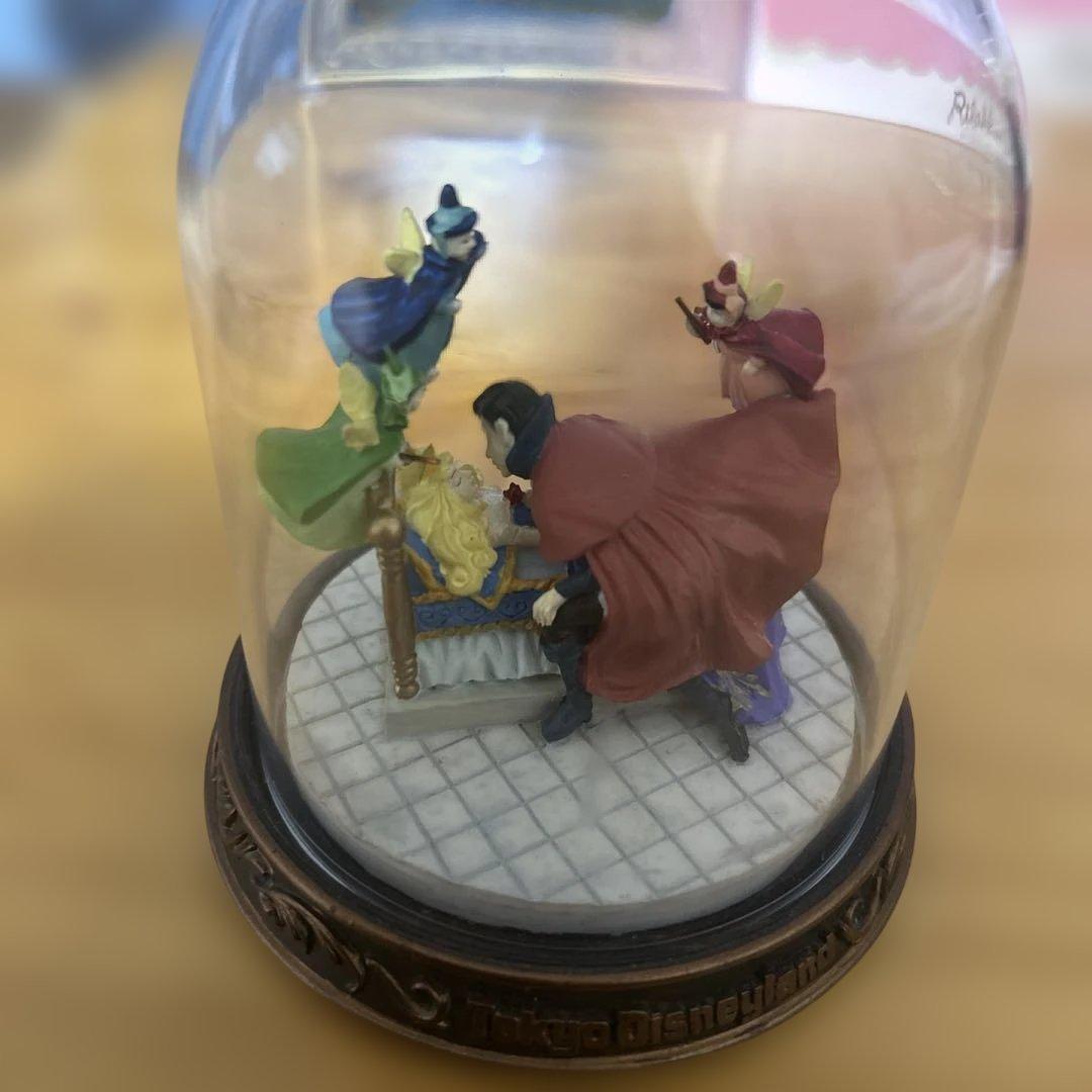 ディズニー眠れる森の美女プリンセス　プリンス　妖精　陶器 稀少