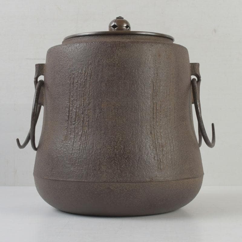 茶道具　釜師　根来茂昌作　刷毛目　風炉釜　胴〆釜　共箱　V　9701A