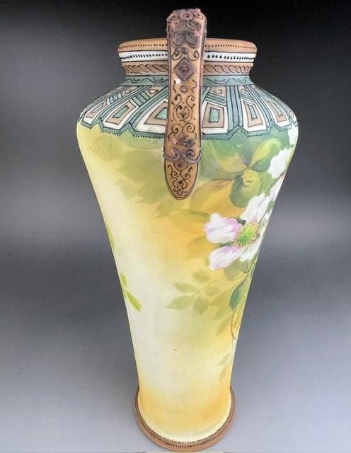 【超大型・訳アリ】オールドノリタケ 約３１．５㎝　花紋盛上げ花瓶 クレマチス