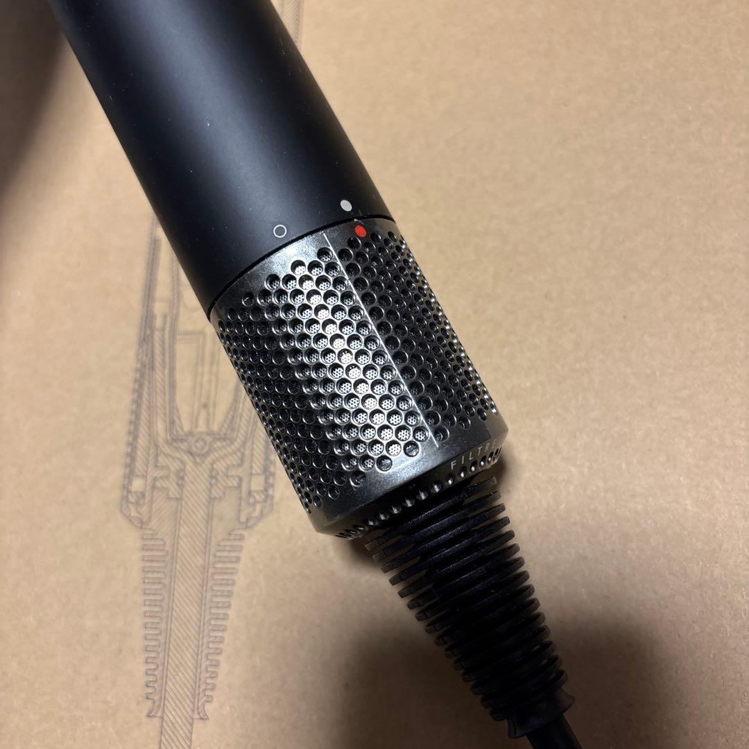 ダイソン スーパソニックアイオニック ドライヤー