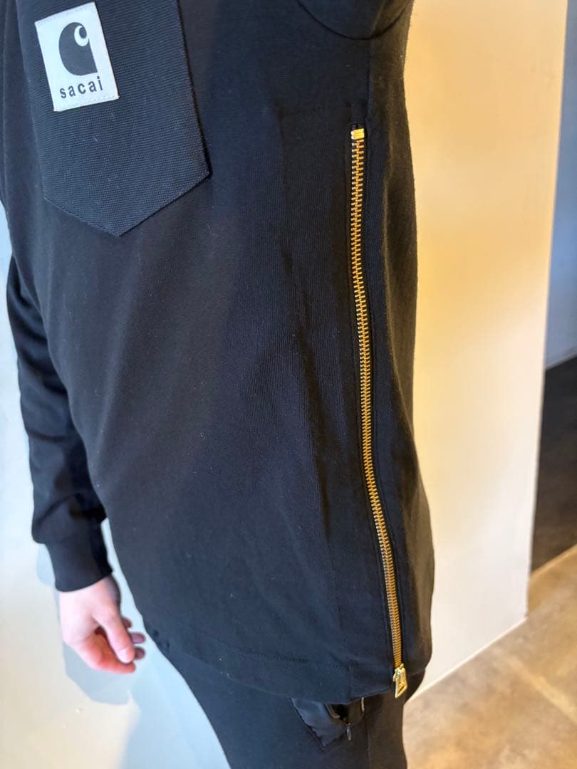 トップス sacai Carhartt