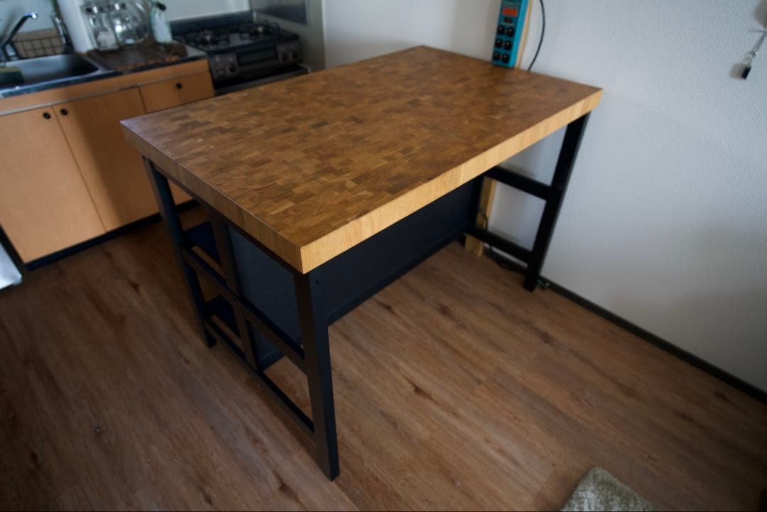 送料込み VADHOLMAアイランドキッチン