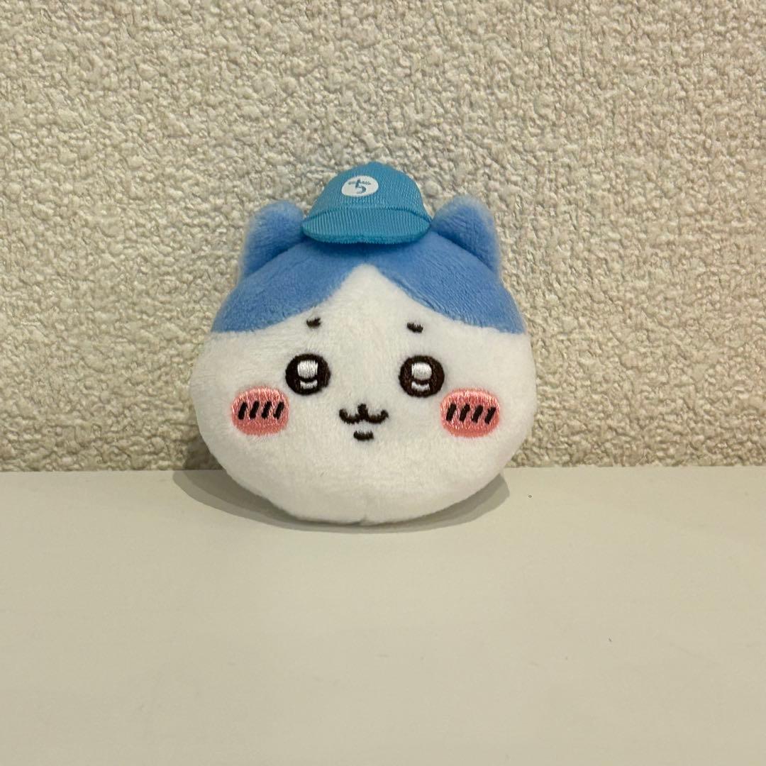 ちいかわ　ぬいぐるみ　招福　だるまになっちゃった　おかおバッチ　ミニカゴ