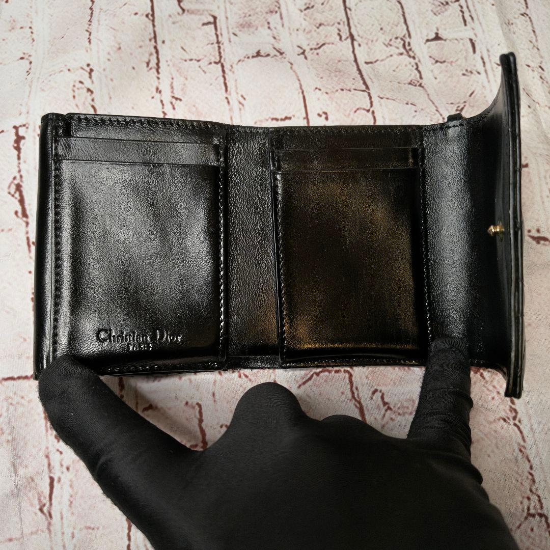 【美品】ディオール 三つ折財布 ロータス カナージュ エナメル ラムスキン／黒E