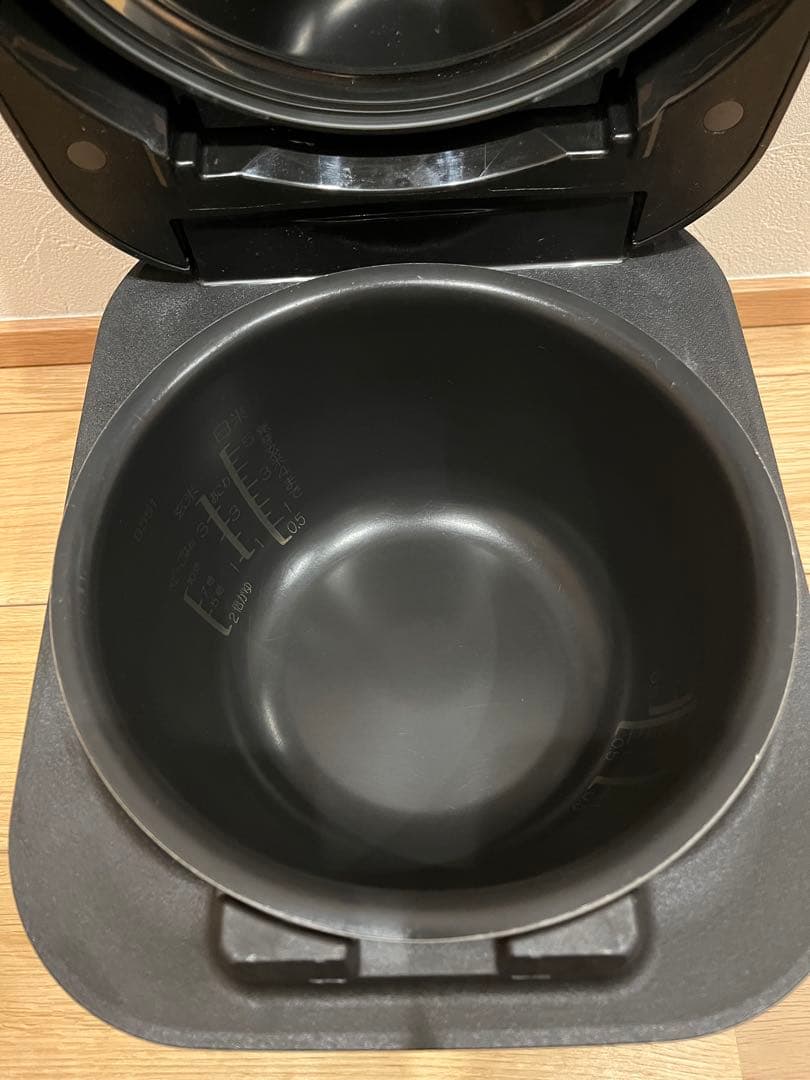 象印　NW-SA10 炊飯器 1.0L ブラック