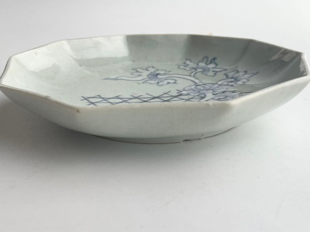 骨董　アンティーク　古伊万里　青磁染付　檜垣　花文様　十角皿　六寸皿