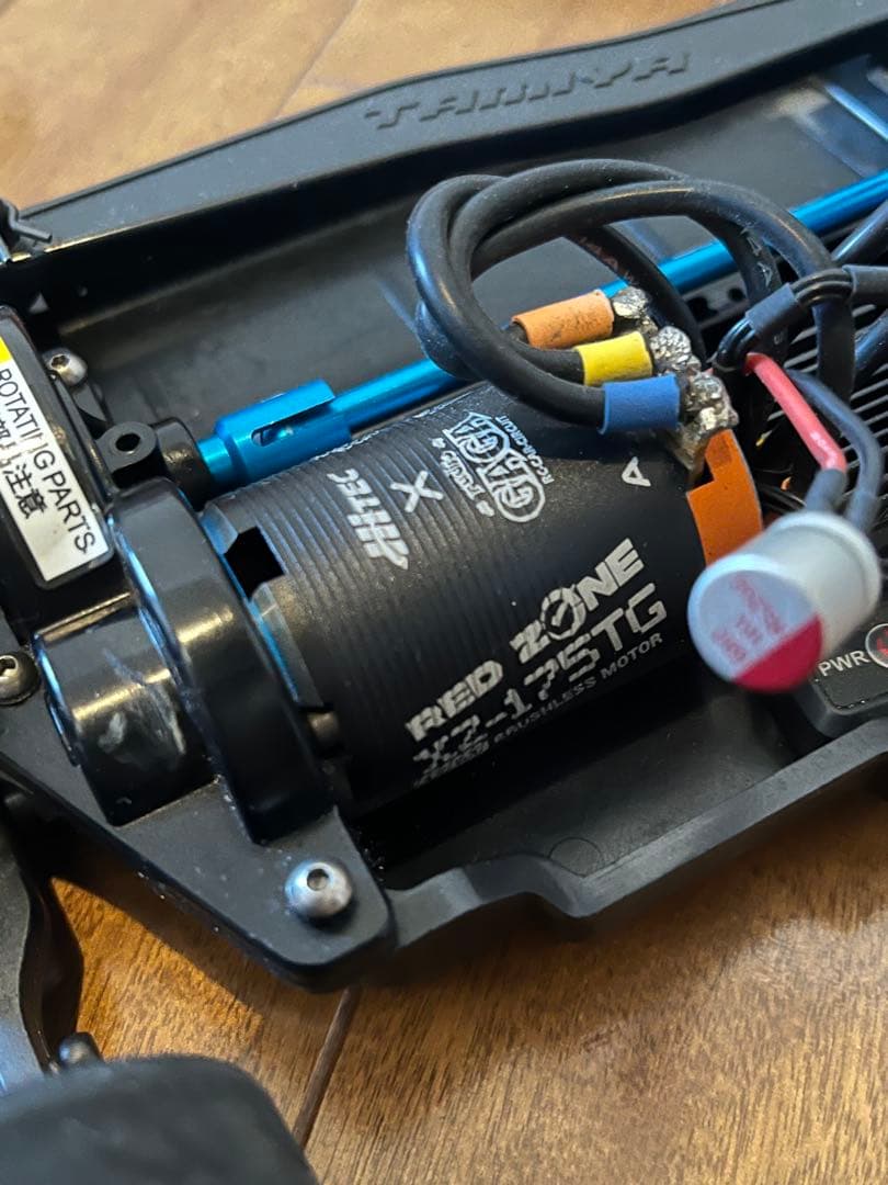 タミヤ tt-02 SRX仕様AUTECH Zボディ付き