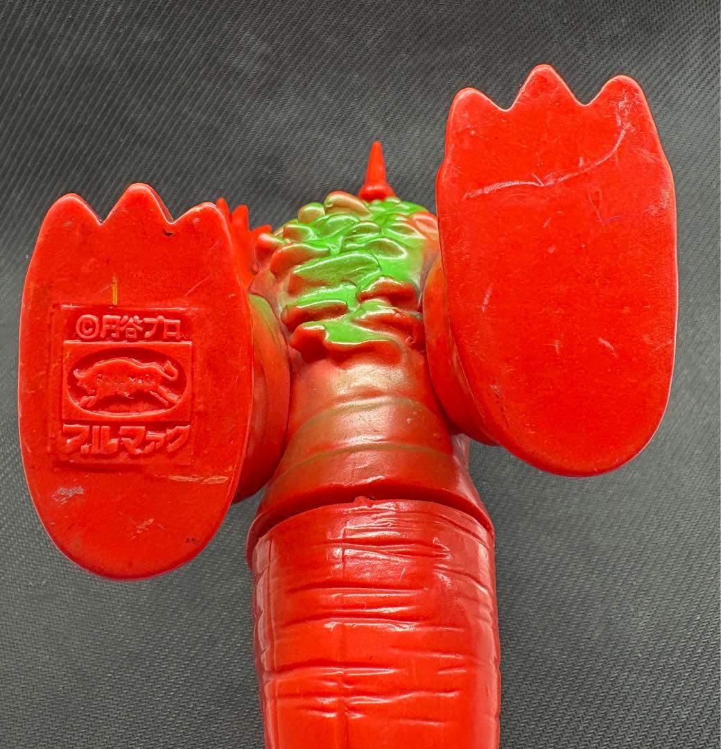 レトロ　ゴモラ　ブルマァク ソフビ スタンダードサイズ 赤色成形 ウルトラマン