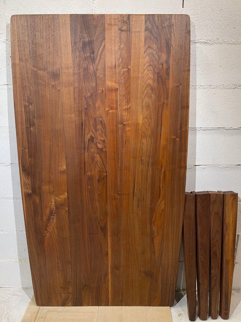 美品　ウォールナット無垢材　ダイニングテーブル　大塚家具　フィガロ　北欧　モダン