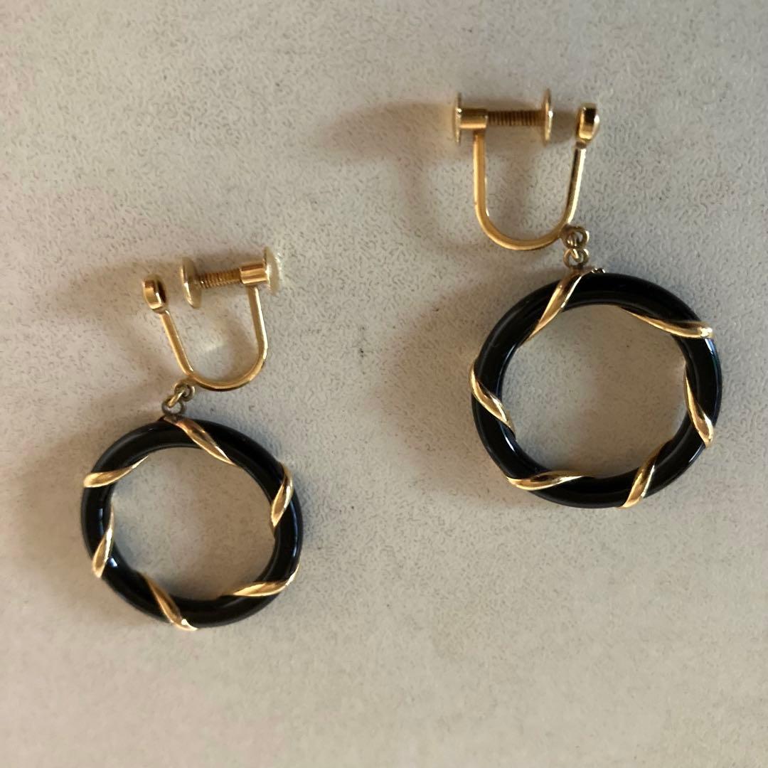 K18 ピアス　オニキス　ネジ式　直径約 2cm 3.0g