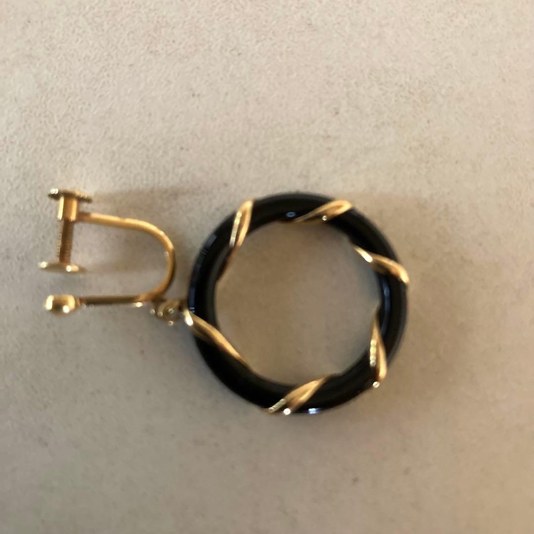 K18 ピアス　オニキス　ネジ式　直径約 2cm 3.0g