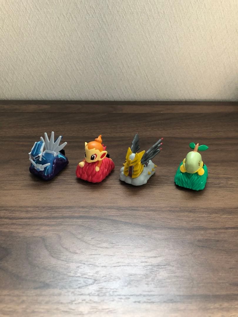 【まとめ売り】ポケモンキッズ(指人形)＋フィギュア＋玩具＋シール