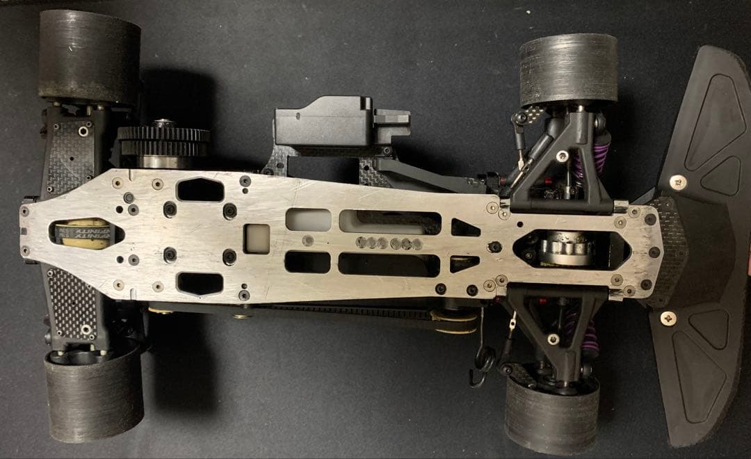 INFINITY IF15Wインフィニティ1/10GPワイドスペックエンジンカー