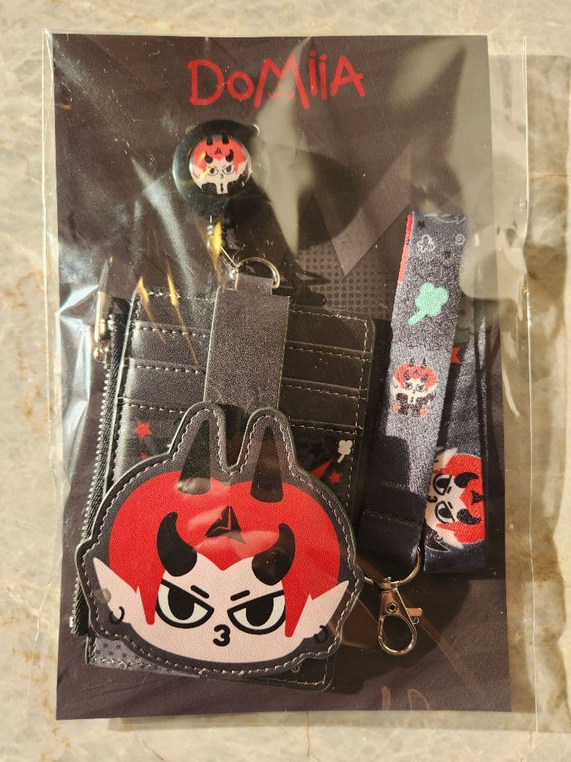 GMMTV【 PERTHSANTA 】DOMIIA グッズSET 限定1set