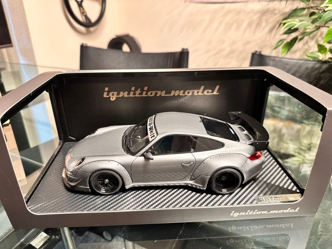 RWB997 シルバー 1/18 ミニカー