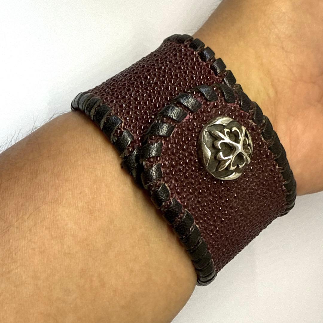 A&G エーアンドジー レザーブレスレット シルバー クロスモチーフ